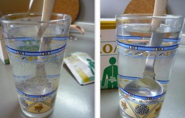 Пакетик средства на стакан воды